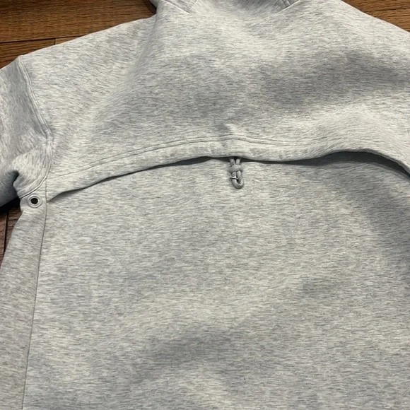 Lululemon In Orbit Jacket size 4 - Picture 7 of 11